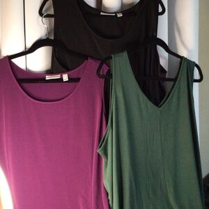 Susan Graver tanks lot710